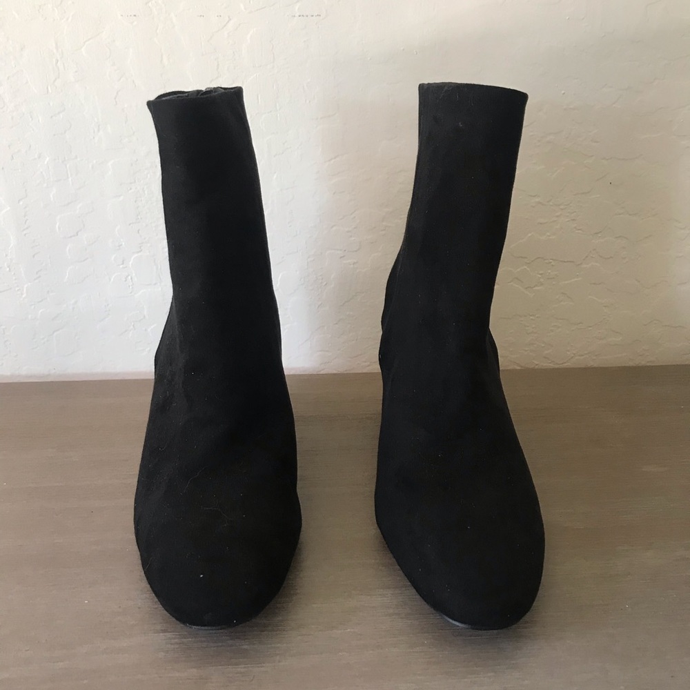 Like new worn once Top shop boots